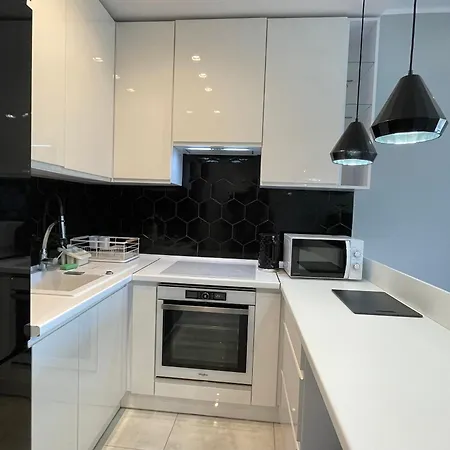 Home3city Black&white Апартаменты
