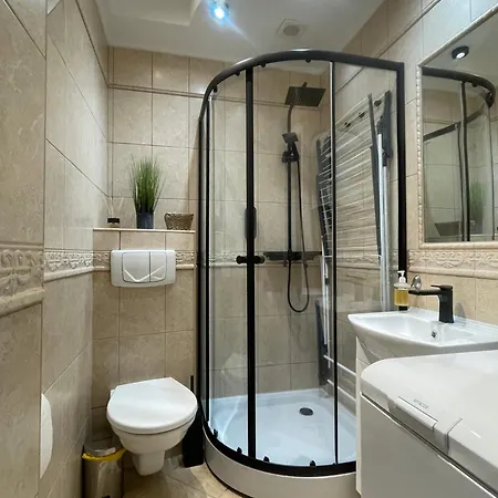 Home3city Black&white Апартаменты