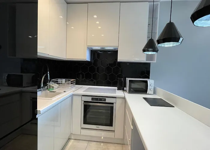 Home3city Black&white Apartment